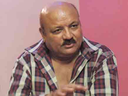 अभिनेता अरुण बख्शी ने कहा, गन्ने की तरह निचोड़ते हैं राजनीति में