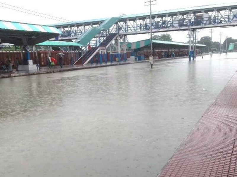 Bihar flood: situation of flood in North Bihar is serious Rail traffic  stalled on third day