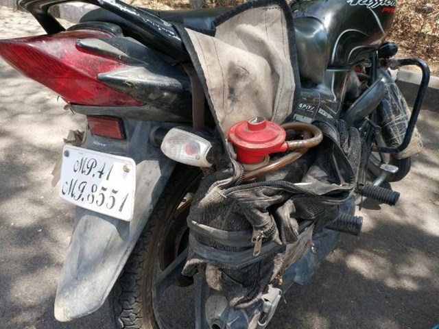 Cng kit store for bike