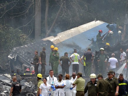 Cuba boing 737 crashed in Havana officials says more than 100 killed