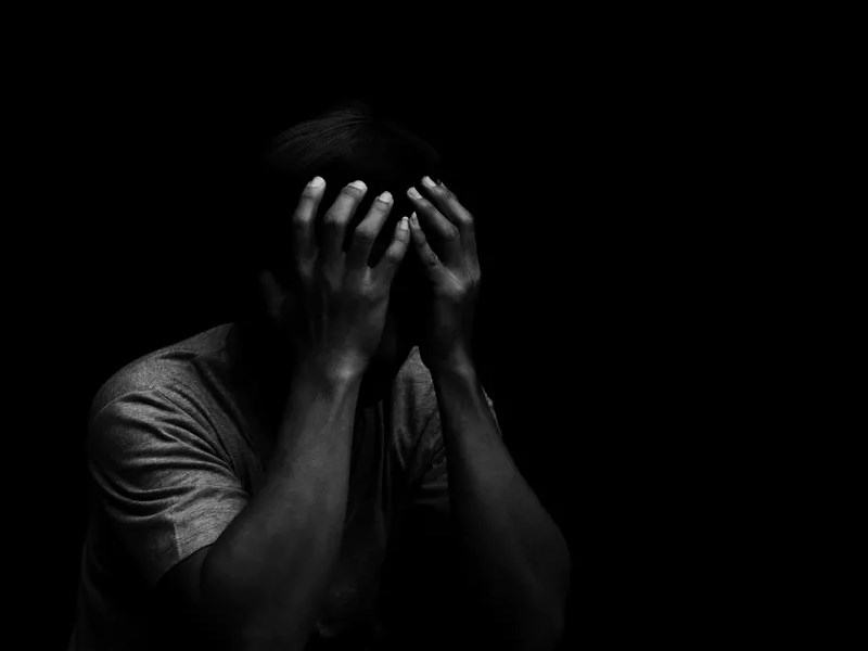 15 साल से स्कूल से नहीं मिला था वेतन परेशान शिक्षक ने की आत्महत्या - School  teacher was unpaid for 15 years committed suicide on Independence day