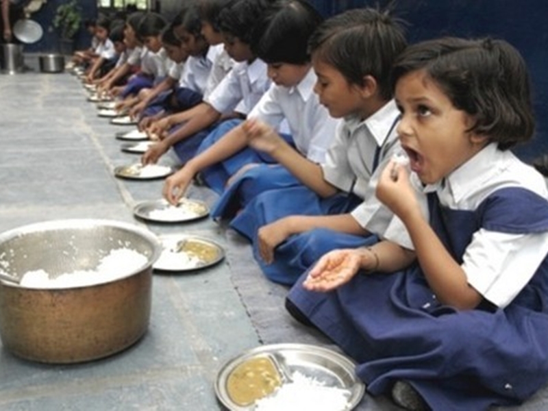Malnutrition in Children: बच्चों में आम है कुपोषण की समस्या, जरूर रखें इन बातों का ध्यान