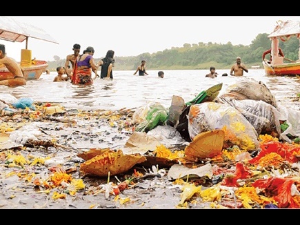 प्रतिमा विसर्जन से इतना प्रदूषण हुआ कि पीने लायक नहीं बचा नर्मदा जल