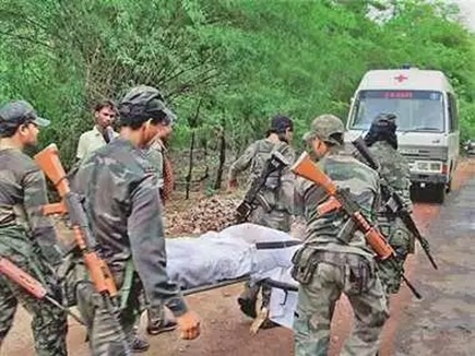 छत्तीसगढ़ : सुकमा में नक्सली हमले में 12 सीआरपीएफ जवान शहीद -