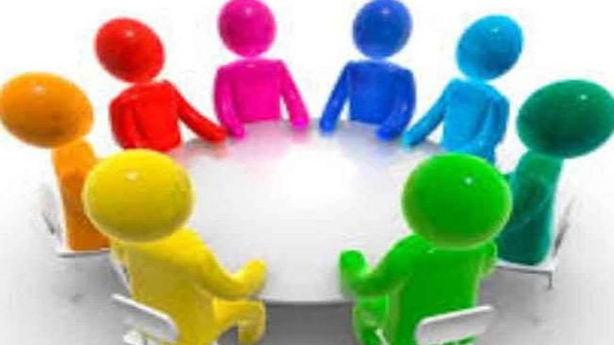 Budget 2023 : किसी ने बताया बजट को आदर्श तो कोई बोला पूरी तरह छलावा
