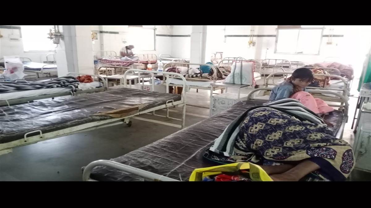 Bilaspur Cims News: सी आर्म मशीन नहीं होने से दूसरे अस्पताल जा रहे मरीज