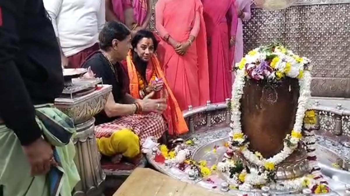 Rupali Ganguly in Mahakal :  VIDEO रूपाली गांगुली ने किए महाकाल के दर्शन, कहा-इनकी कृपा से मिला अनुपमा का किरदार
