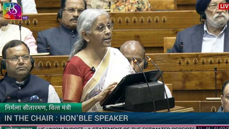 2025 Budget Highlights: नौकरीपेशा को सबसे बड़ा गिफ्ट… किसानों, युवाओं और रोजगार पर भी फोकस, पढ़िए बजट भाषण की बड़ी बातें