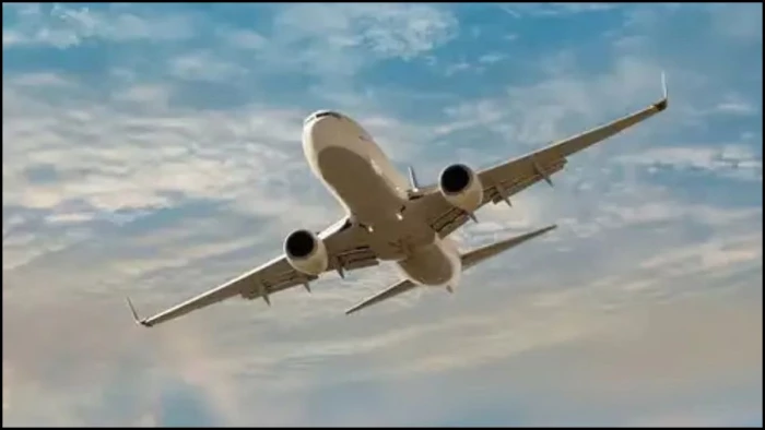 इंदौर-शारजाह उड़ान दूसरे दिन भी रही निरस्त, यूएई में अटके यात्री, युद्ध के हालात के कारण खाड़ी देशों के टूर हो रहे कैंसिल