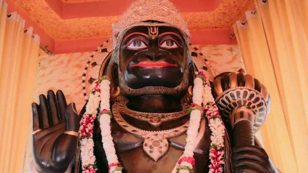 हनुमान जी का शरीर क्यों हो गया था काला? जानिए काले हनुमान जी के दर्शन-पूजन से शनिदोष मिटने की कहानी