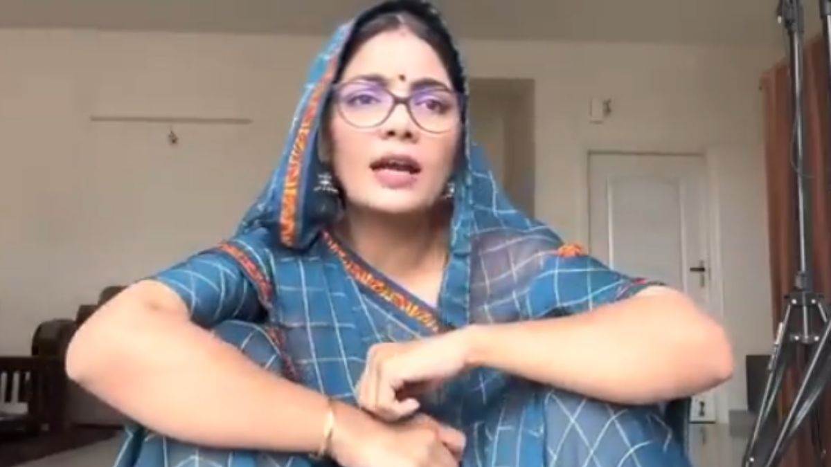 क्या नेहा सिंह राठौर से देखी नहीं जा रही देश की खुशियां, क्रिकेट प्रेमियों पर कह दी ऐसी बात, भड़के लोग