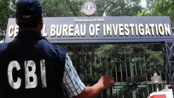 CBI ने तीन डॉक्टरों सहित छह लोगों को रिश्वत लेकर अनुकूल निरीक्षण रिपोर्ट देने के आरोप में किया गिरफ्तार