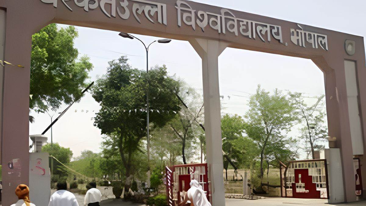 बरकतउल्लाह यूनिवर्सिटी में दूर होगी शिक्षकों की कमी, 68 रिक्त पदों पर भर्ती का रास्ता साफ, उच्च शिक्षा विभाग ने दी हरी झंडी