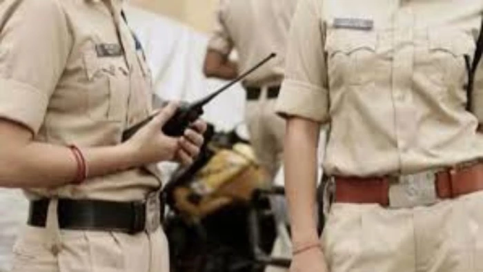 भरत तिवारी एनकाउंटर प्रकरण: पुलिस को गोली मारने की धमकी देने पर दीपक दीक्षित पर केस दर्ज, इंदौर में भी दर्ज हैं कई प्रकरण