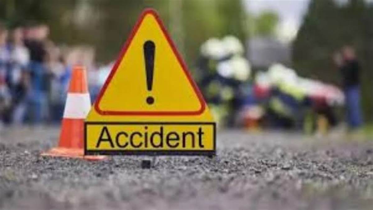 अंबिकापुर: रामगढ़ महोत्सव से पैदल लौट रहे 7 किशोरों को ट्रक ने रौंदा; एक की मौत, छह घायल
