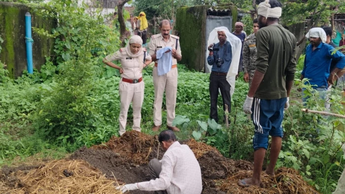 नाना ने अपने ही नाती को घर के पीछे गोबर के गड्ढे में कर दिया दफन, एमपी के वारासिवनी की घटना