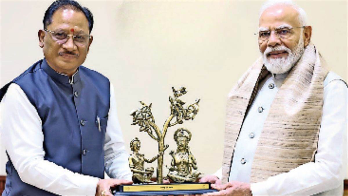 छत्तीसगढ़ के राजनांदगांव में लगेगा यूरिया कारखाना, पीएम से सीएम साय ने 10,500 करोड़ की परियोजना के लिए मांगा सहयोग