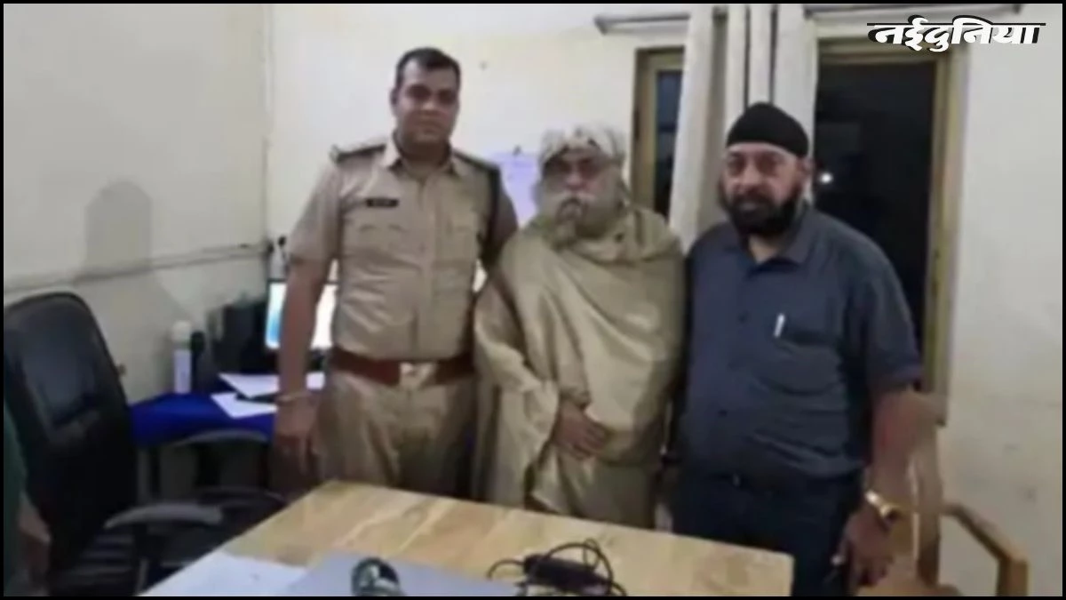 MP में बीजेपी नेता ने नर्मदा में लगाई छलांग, नाव में गेम खेल रहे लड़कों ने बचाया