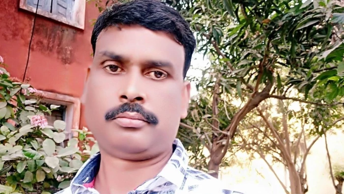 जबलपुर में एफसीआई के चावल से लदे ट्रक का ब्रेक फेल, सामने बैठकर आराम कर रहा ड्राइवर पहियों के नीचे आया