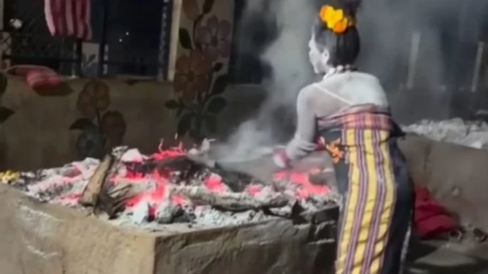 उज्जैन में खुद को अघोरी बताने वाली महिला ने श्मशान में शव के साथ की छेड़छाड़, अघोर अखाड़े ने पुलिस से की शिकायत