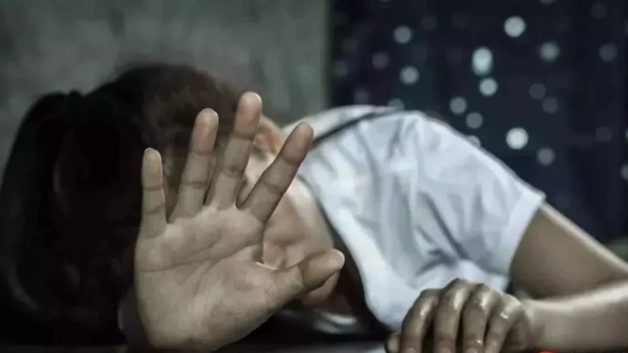 Rape Case: खाकी हुई शर्मसार... 25 वर्षीय युवती से दो पुलिसकर्मियों ने किया रेप