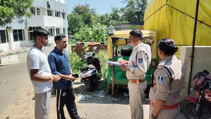 झाबुआ में घर के अंदर चल रही थी गोकशी, 5 आरोपियों के खिलाफ गंभीर धाराओं में मामला दर्ज