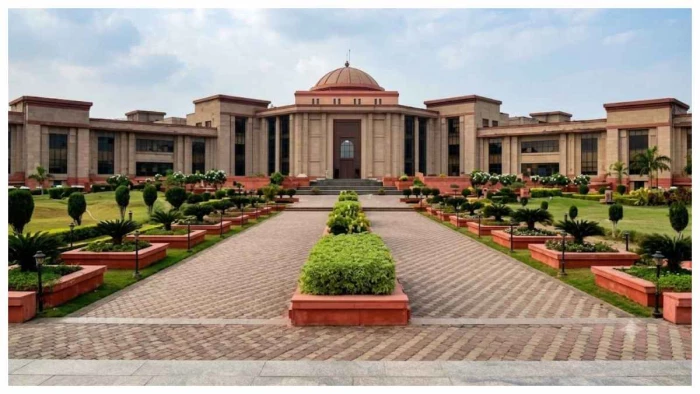 केंद्र से बराबर राशि मिलने के बाद कितना हुआ काम? छत्तीसगढ़ में जल जीवन मिशन की वर्तमान स्थिति बताए राज्य सरकार: हाई कोर्ट