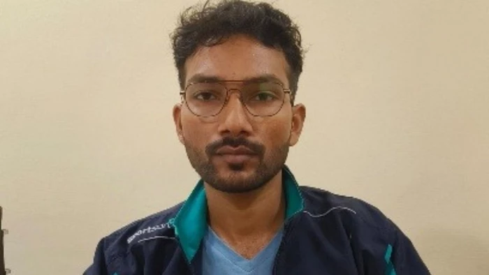 जबलपुर में दुकान के नामांतरण के लिए पांच हजार रुपये मांगे, दो हजार लेते पटवारी गिरफ्तार