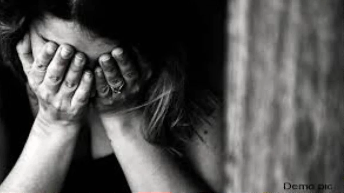 इंटरनेट मीडिया की दोस्ती पड़ी महंगी: युवक ने युवती के घर में घुसकर किया दुष्कर्म, पुलिस ने दर्ज किया केस