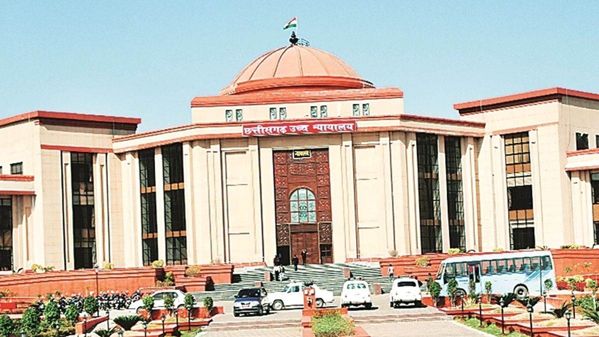 Chhattisgarh High Court: बिलासपुर के उद्योगपतियों को हाई कोर्ट से बड़ी राहत, 15 नहीं सिर्फ तीन साल का देंगे टैक्स