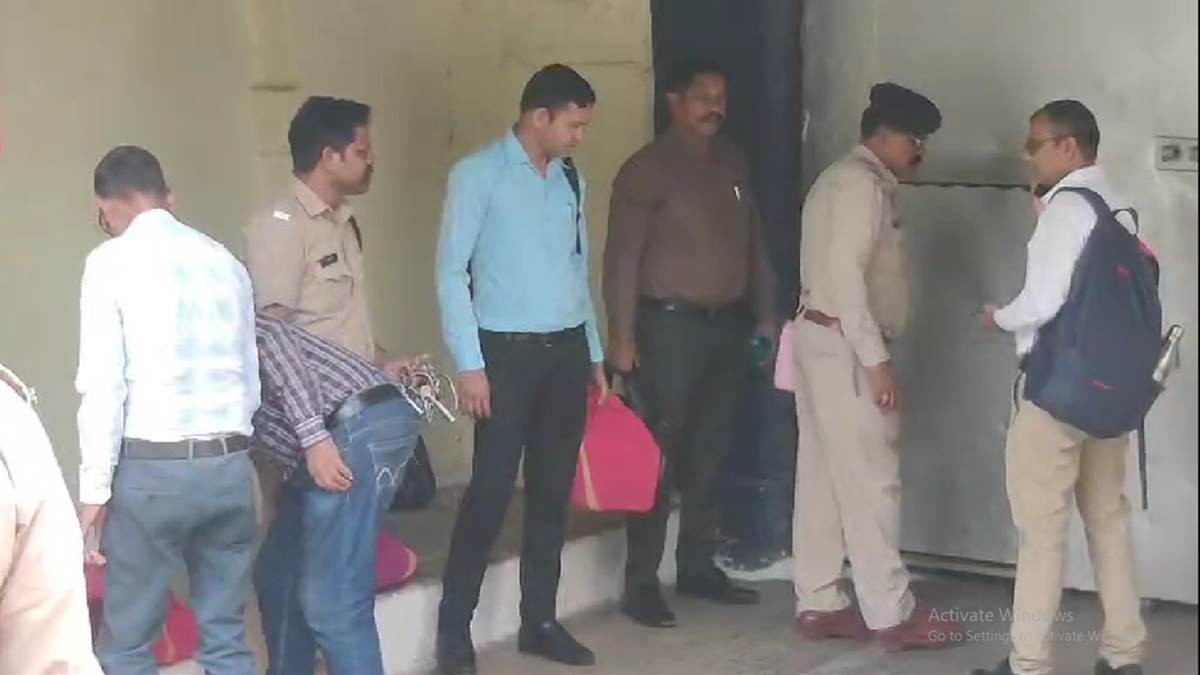 Chhattisgarh: कोल-शराब घोटाले, महादेव सट्टा एप मामले में कसेगा शिकंजा, आरोपितों को रिमांड पर लेगी ACB