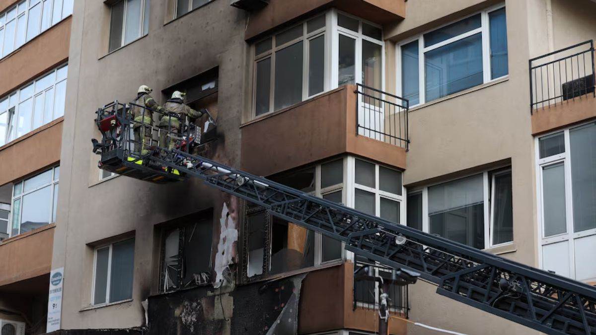 Istanbul Nightclub Fire: तुर्किये के इस्तांबुल नाइटक्लब में आग, 29 लोग जिंदा जले, पांच गिरफ्तार