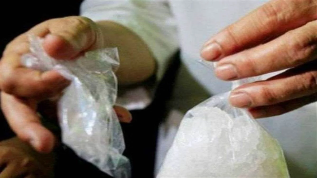 मकान बनाने का सपना पूरा करने के लिए बेच रहा था स्‍मैक, हत्‍या के मामले में 7 साल की कैद काटकर लौटा था