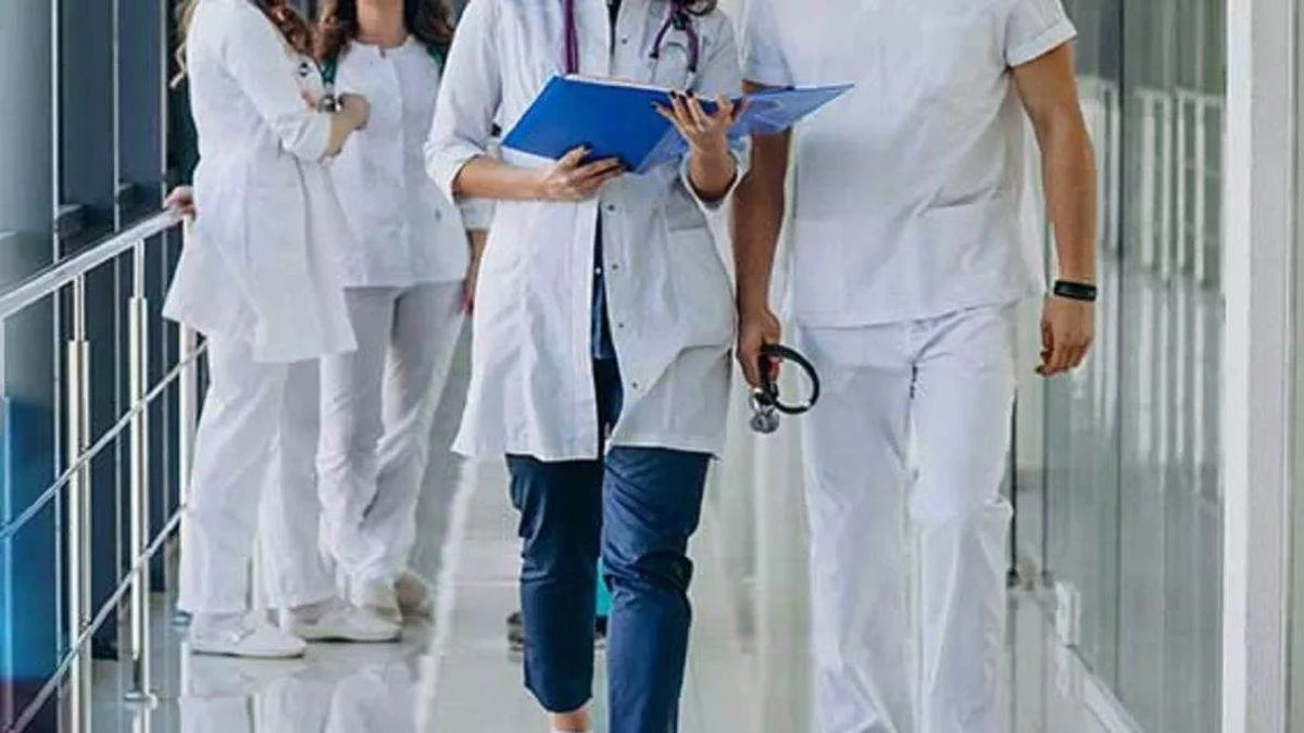 Nursing Colleges in MP: नए नर्सिंग कॉलेजों के लिए 60 आवेदन ही आए, 250 के आसपास रह सकती है संख्या