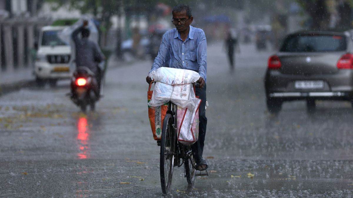 Monsoon Update: देशभर में बदलेगा मौसम का मिजाज, MP-CG समेत 17 राज्यों में IMD ने जारी की चेतावनी