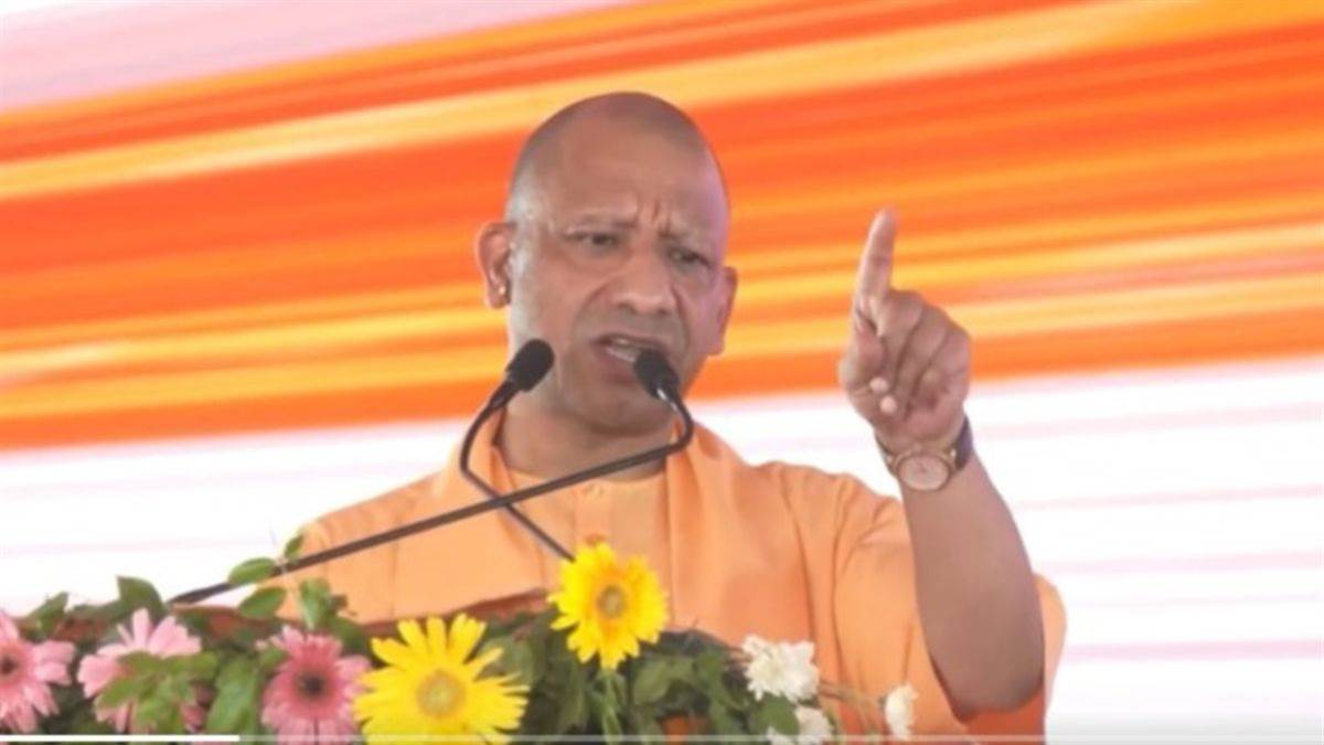 UP News: फाजिलनगर अब कहलाएगा 'पावागढ़', सीएम योगी ने किया बड़ा एलान, विपक्ष पर साधा निशाना