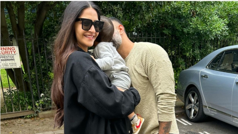 Sonam Kapoor: Sonam Kapoor is enjoying a lot in London with son Vayu, shares family photo