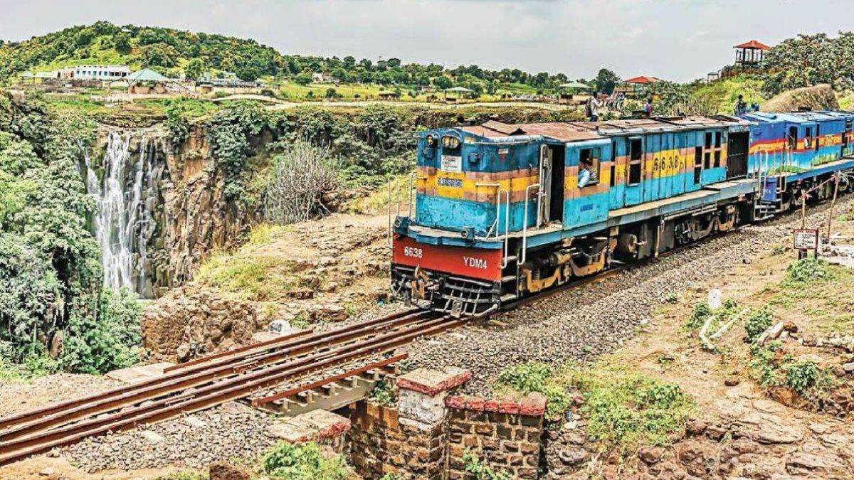 Heritage Train: आज से हर शुक्रवार को भी पातालपानी और कालाकुंड के बीच ...