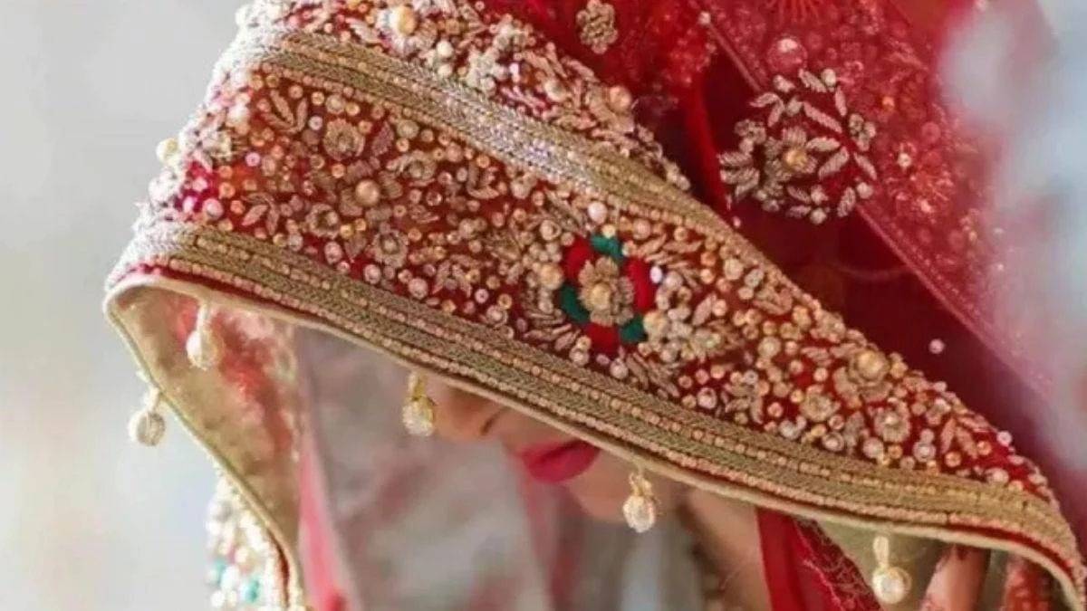 इंदौर में कुंवारी बताकर होटल मैनेजर को फंसाया, शादी के 3 दिन बाद गहने-पैसे लेकर लुटेरी दुल्हन फरार