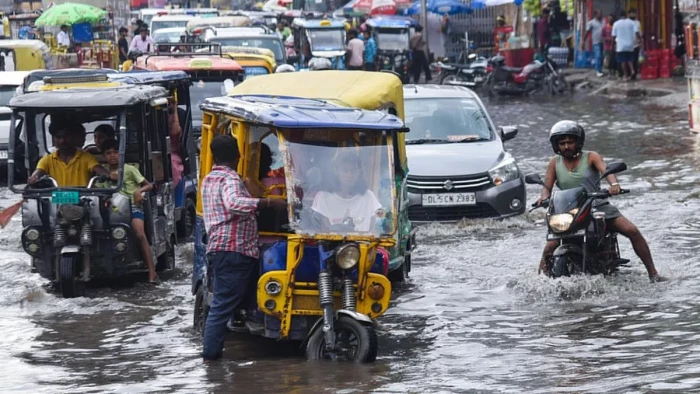 CG Weather: बंगाल की खाड़ी में बना नया सिस्टम, रायपुर-बिलासपुर कई जिलों में बारिश की चेतावनी
