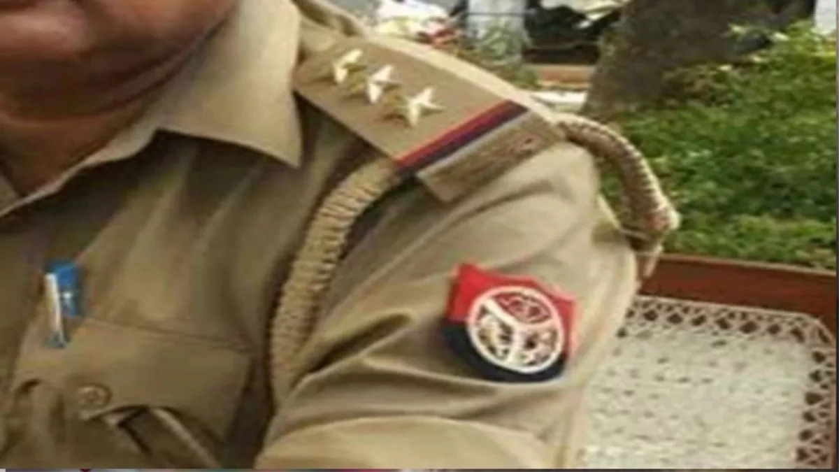 असली वर्दी में नकली पुलिस... नौकरी लगवाने के नाम पर ठगी भी करता था, तीन साथी भी पकड़े