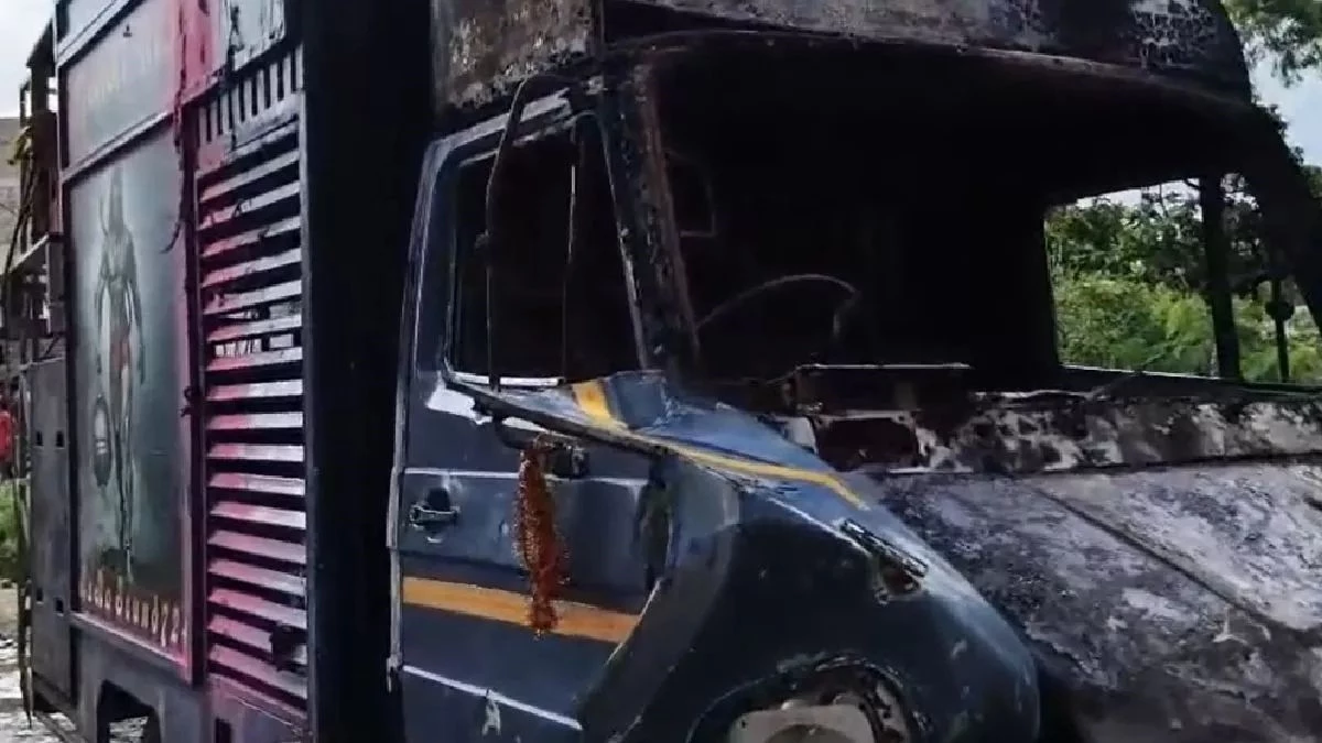 खंडवा में विसर्जन जुलूस में नाच रहे ग्रामीणों के बीच घुसा डीजे वाहन, पांच को कुचला, एक की मौत