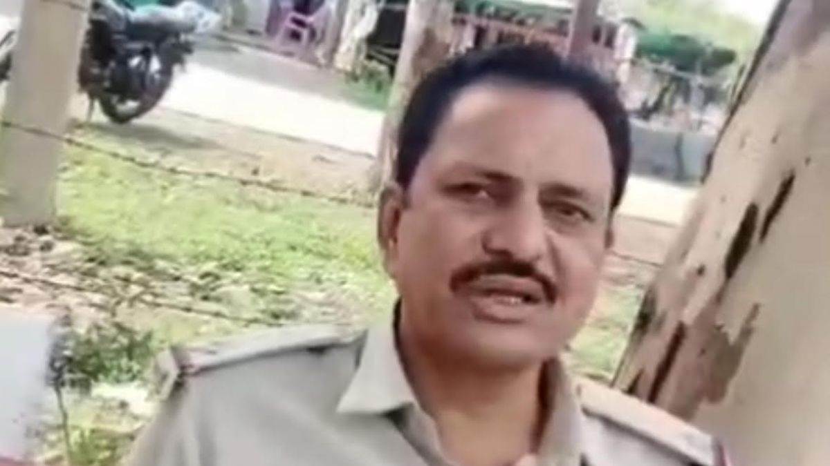 'पुलिस इसलिए पैसा लेती है, क्योंकि सबको बांटना पड़ता है', एमपी में रिश्वत मांग रहे ASI का वीडियो वायरल