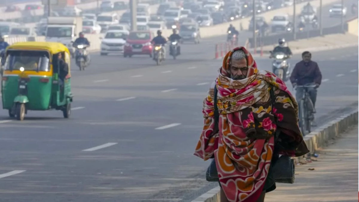 MP Weather Update: बर्फीली हवाओं से मध्य प्रदेश में पड़ रही कड़ाके की ठंड, और गिर सकता है तापमान
