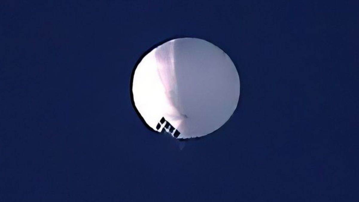 US एयरस्पेस में दिखा Spy Balloon, शक के घेरे में चीन, दोनों देशों में बढ़ा तनाव