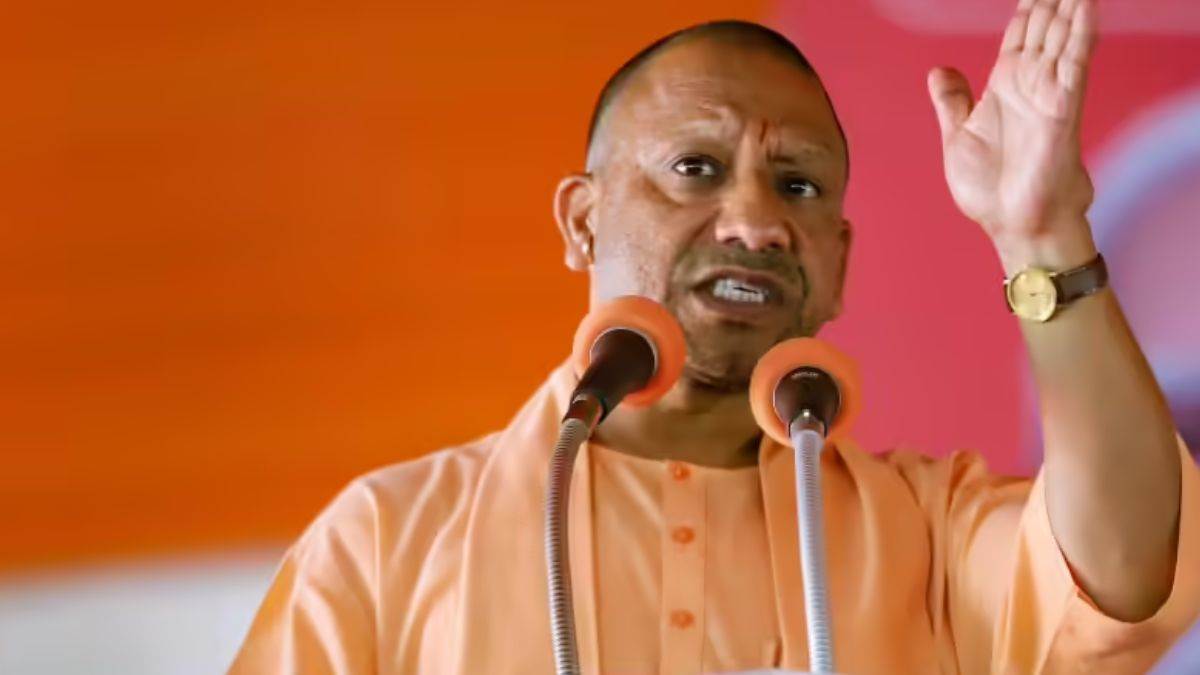 माफिया-गुंडे प्यार से नहीं मानते जैसे लातों के भूत बातों से नहीं मानतेः सीएम योगी