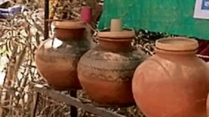 भोपाल नगर निगम का 'महंगा' पुण्य: 4.62 लाख में सिर्फ 42 प्याऊ, फाइलें अभी टेंडर में ही अटकीं