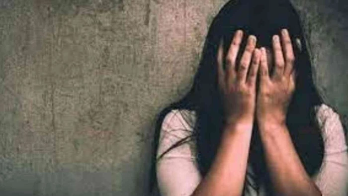 समझौता कराने पति के पास के पास ले गया महिला को, फिर किया 3 बार दुष्कर्म