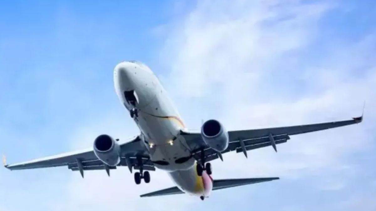 बिलासपुर एयरपोर्ट से दिल्ली के लिए शाम की फ्लाइट शुरू, पहले ही दिन 80% बुकिंग पूरी; किराया आसमान पर