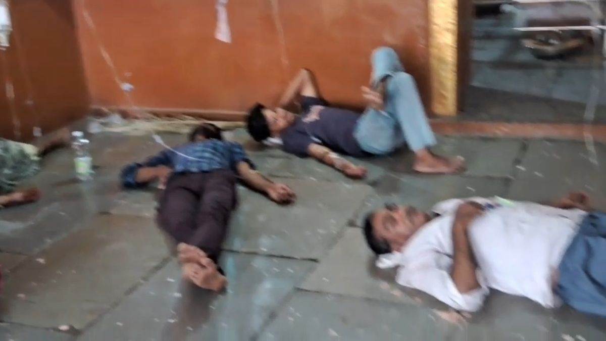 मंदसौर: बाफले-लड्डू खाने से 35 लोग फूड प्वाइजनिंग के शिकार, मानता के...